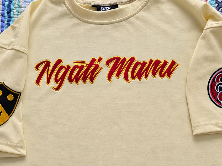 Ngati Manu tee (beige)