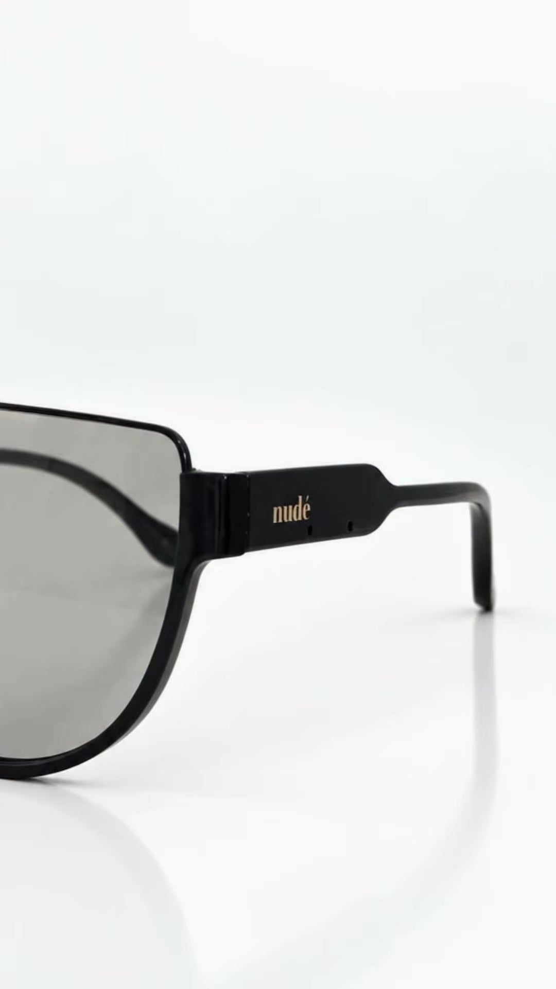ERA - Noir (Black)